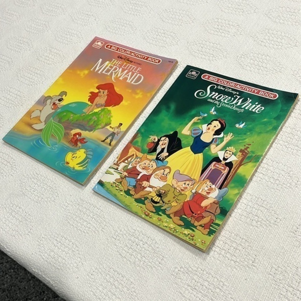Walt Disney‘s color/activity books Snow‎ White the Little Mermaid Vintage new